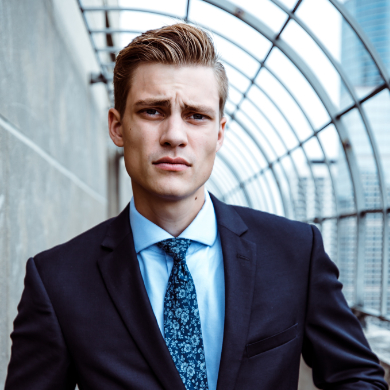 estate agent 2 1.jpg